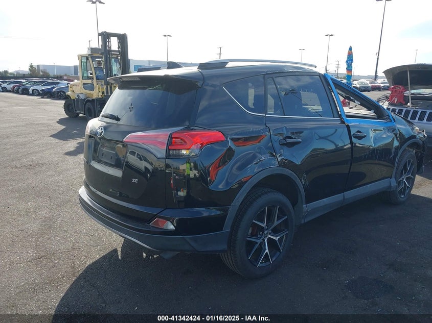 2017 TOYOTA RAV4 SE - 2T3NFREV6HW334781