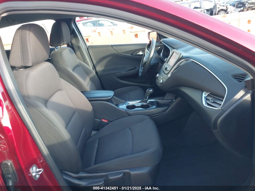 2018 CHEVROLET MALIBU VIN: 1G1ZD5ST1JF176224