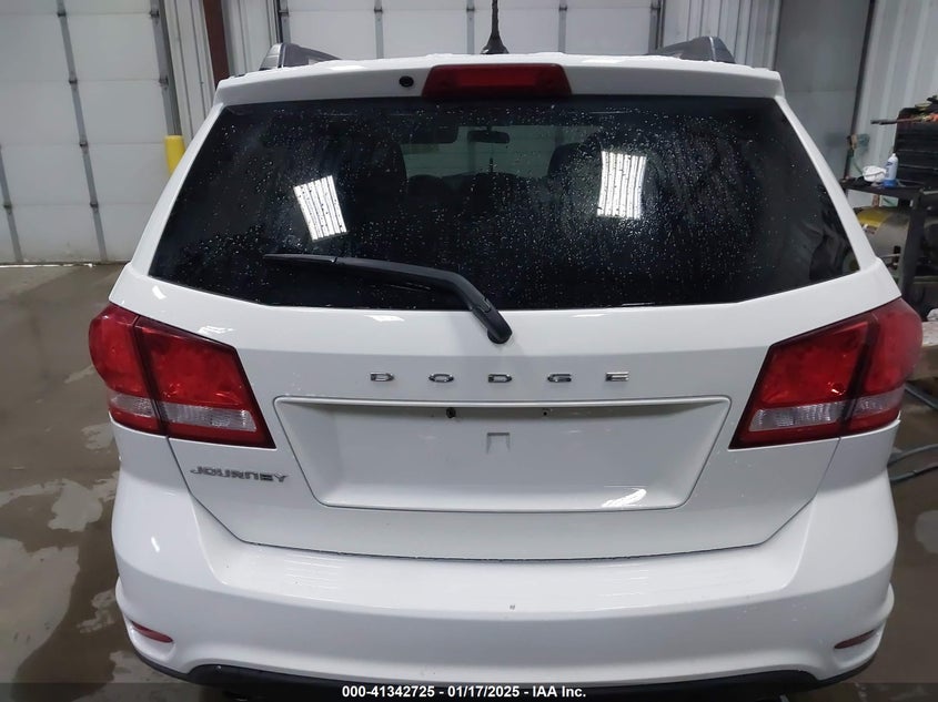 2011 DODGE JOURNEY VIN: 3D4PH1FG6BT542889