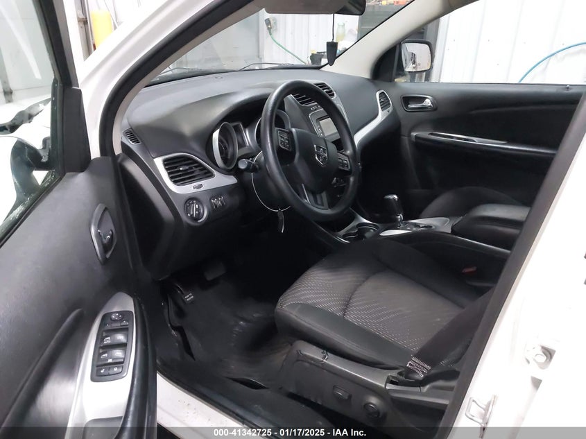 2011 DODGE JOURNEY VIN: 3D4PH1FG6BT542889