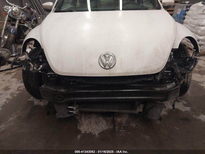 2015 VOLKSWAGEN BEETLE VIN: 3VWF17AT5FM649661