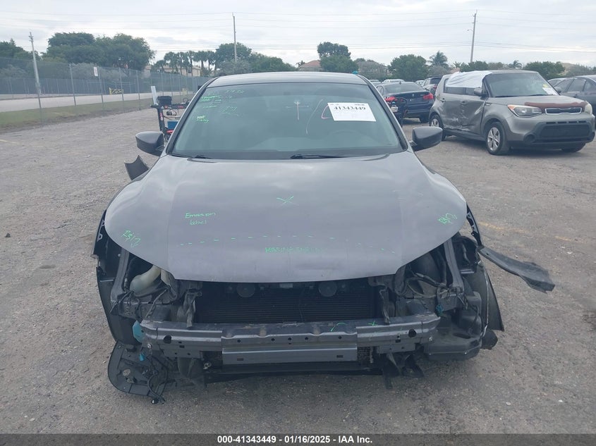 2015 HONDA ACCORD VIN: 1HGCR2F37FA175513