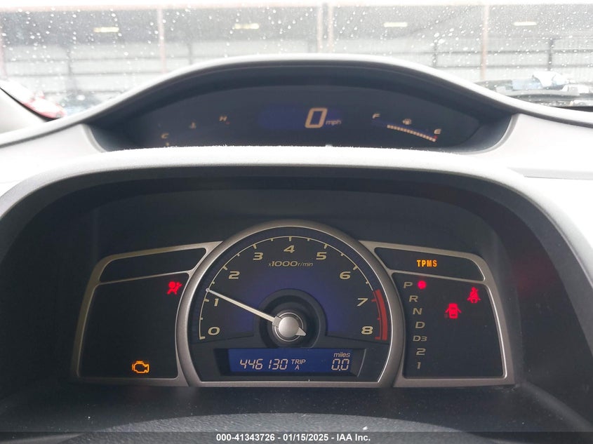 2008 HONDA CIVIC VIN: 1HGFA16828L000913