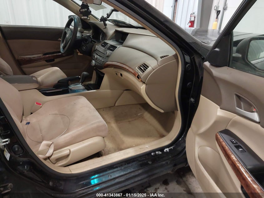 2008 HONDA ACCORD VIN: JHMCP26788C076275