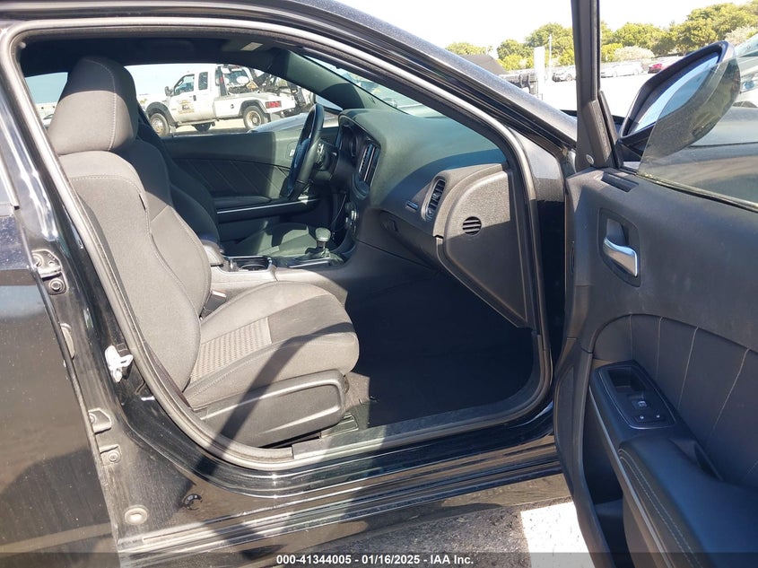 2019 DODGE CHARGER VIN: 2C3CDXCT8KH630013