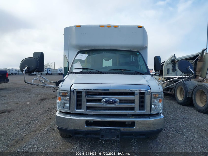 2010 Ford E-450 Cutaway VIN: 1FDFE4FP4ADA23200 Lot: 41344439