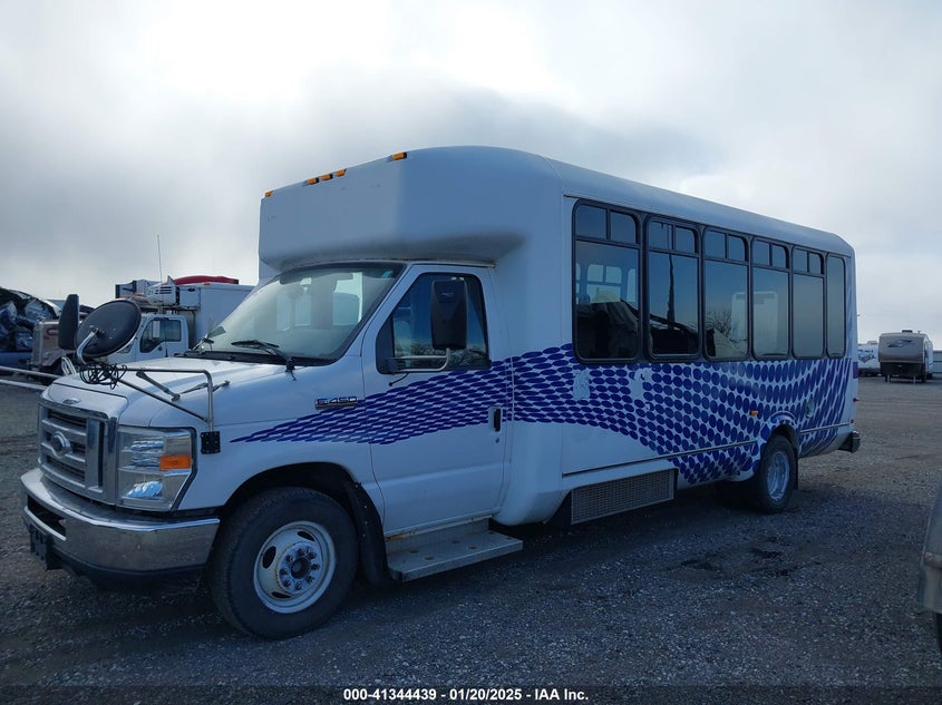 2010 Ford E-450 Cutaway VIN: 1FDFE4FP4ADA23200 Lot: 41344439