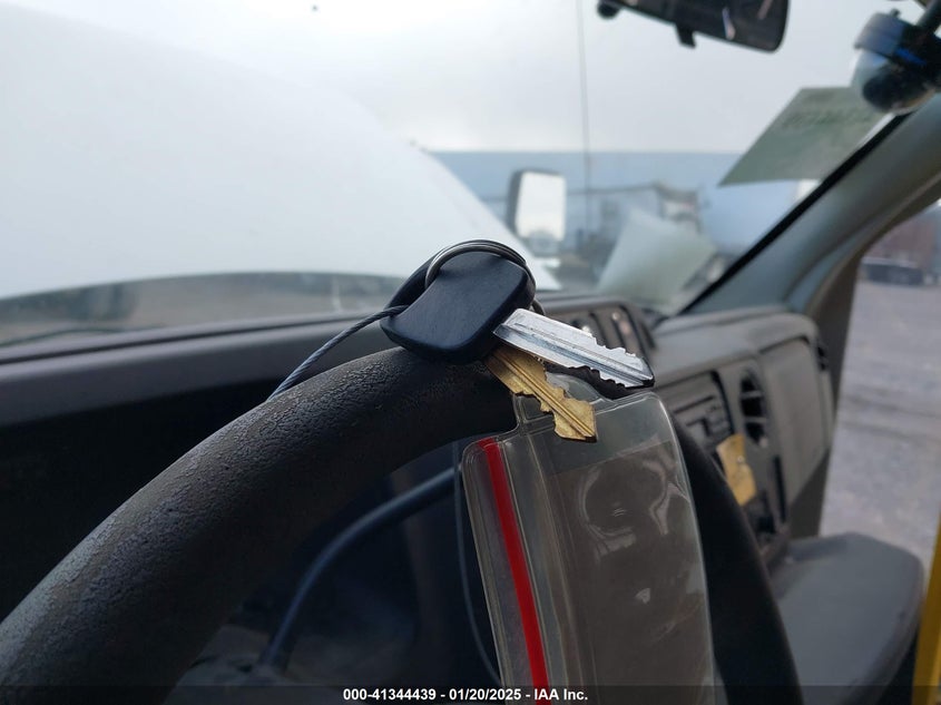 2010 Ford E-450 Cutaway VIN: 1FDFE4FP4ADA23200 Lot: 41344439