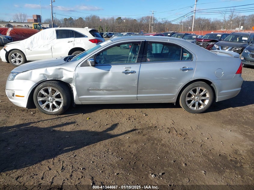 2011 FORD FUSION VIN: 3FAHP0JG2BR136746