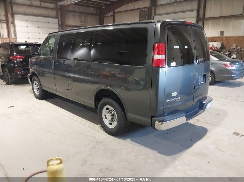 VIN 1GAWGFFF5G1268740 2016 Chevrolet Express 2500, LT no.3