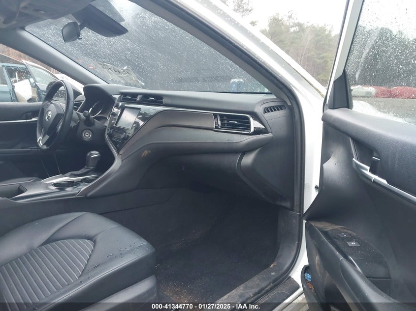 2019 TOYOTA CAMRY SE - 4T1B11HKXKU282883
