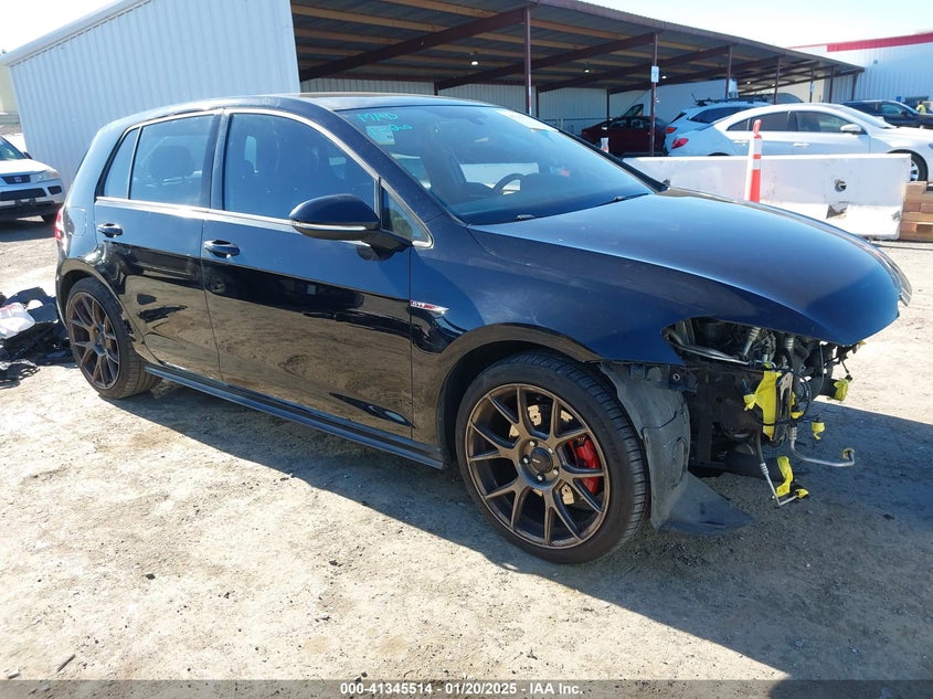 2015 VOLKSWAGEN GOLF GTI 2.0T SE 4-DOOR - 3VW5T7AUXFM009993