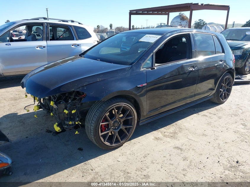 2015 VOLKSWAGEN GOLF GTI 2.0T SE 4-DOOR - 3VW5T7AUXFM009993
