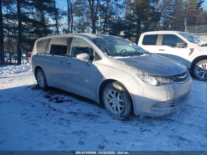 2017 Chrysler Pacifica, Touring