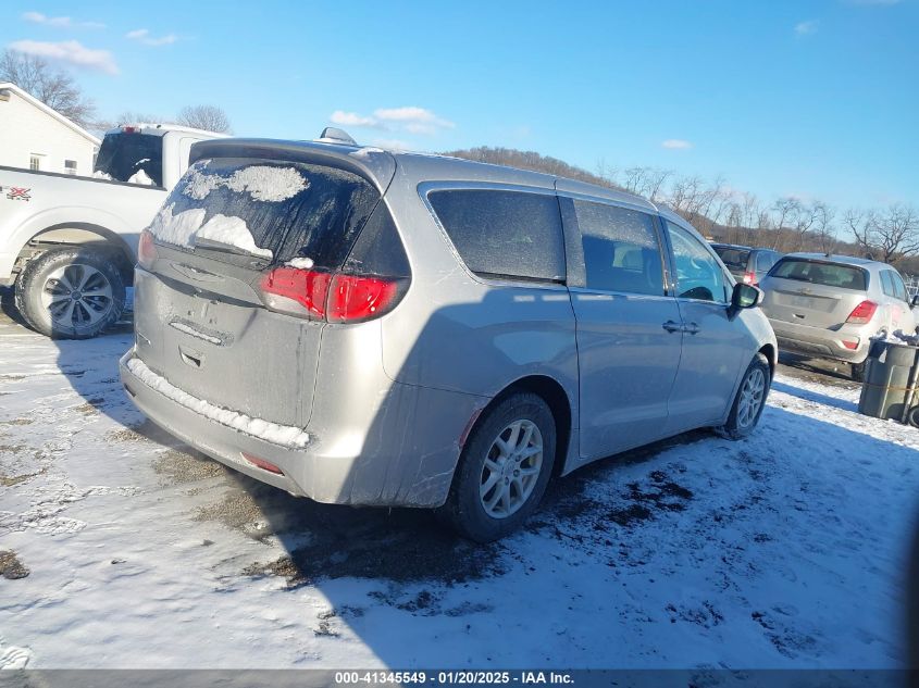 VIN 2C4RC1DG4HR516617 2017 Chrysler Pacifica, Touring no.4