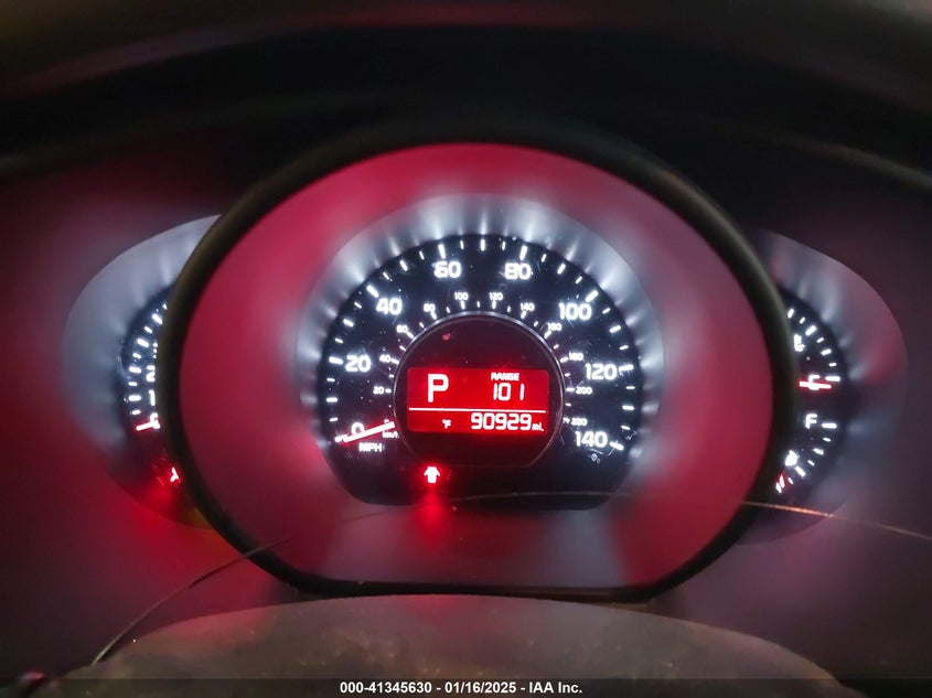 2015 KIA SOUL VIN: KNDJN2A24F7163493