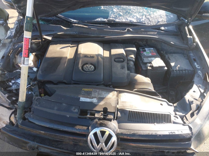 2013 VOLKSWAGEN GOLF VIN: WVWDB7AJ2DW118713