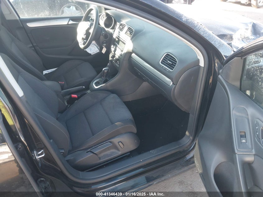 2013 VOLKSWAGEN GOLF VIN: WVWDB7AJ2DW118713