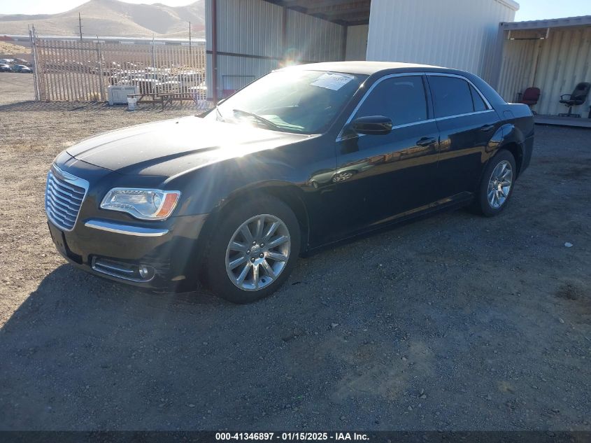 VIN 2C3CCAAG3DH723482 2013 Chrysler 300, Motown no.2