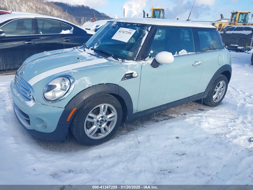 2013 MINI HARDTOP COOPER - WMWSU3C5XDT681324