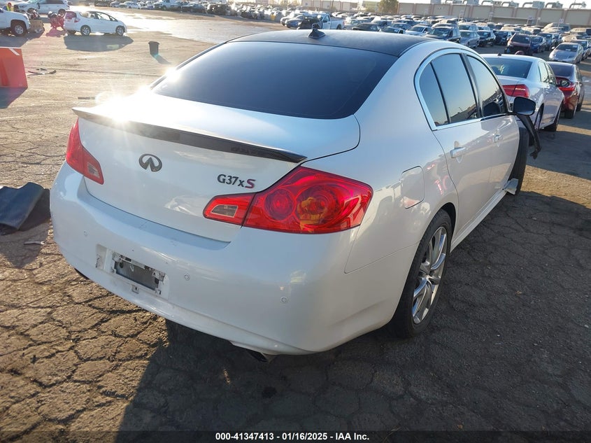 2011 INFINITI G37X VIN: JN1CV6AR8BM356659