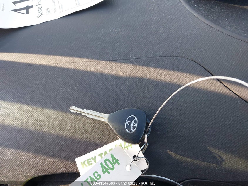 2009 TOYOTA YARIS VIN: JTDKT903995243840