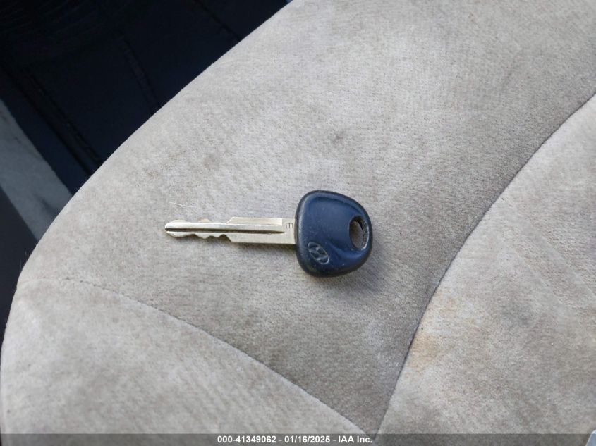 2002 Hyundai Sonata Gls/Lx VIN: KMHWF35H12A511525 Lot: 41349062