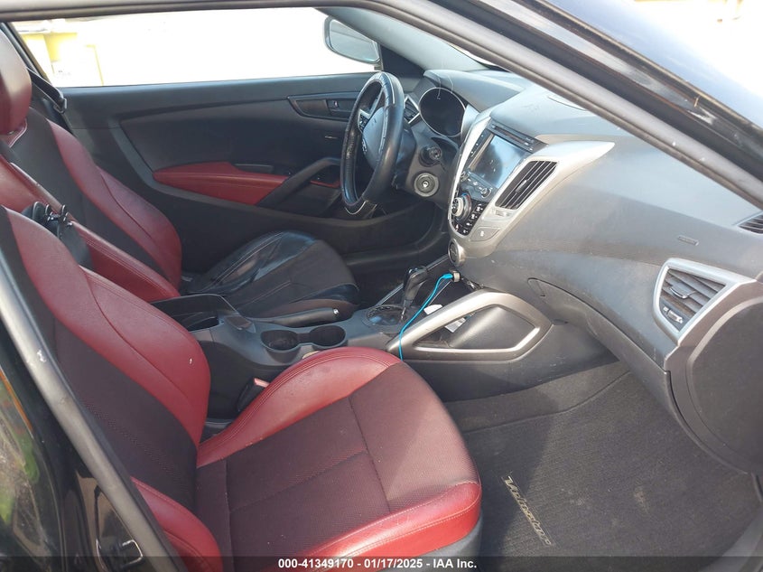 2013 HYUNDAI VELOSTER VIN: KMHTC6AD1DU141372
