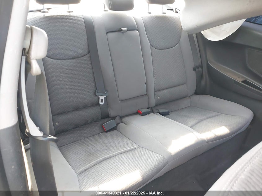 2013 HYUNDAI ELANTRA VIN: KMHDH6AE9DU017235