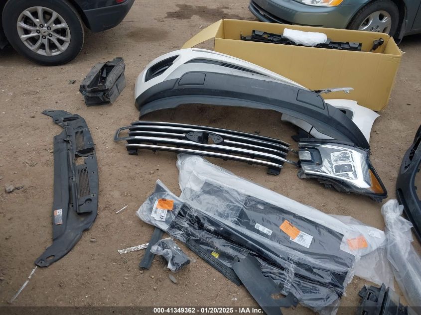 2018 Ford Expedition Xlt VIN: 1FMJU1HT3JEA17677 Lot: 41349362