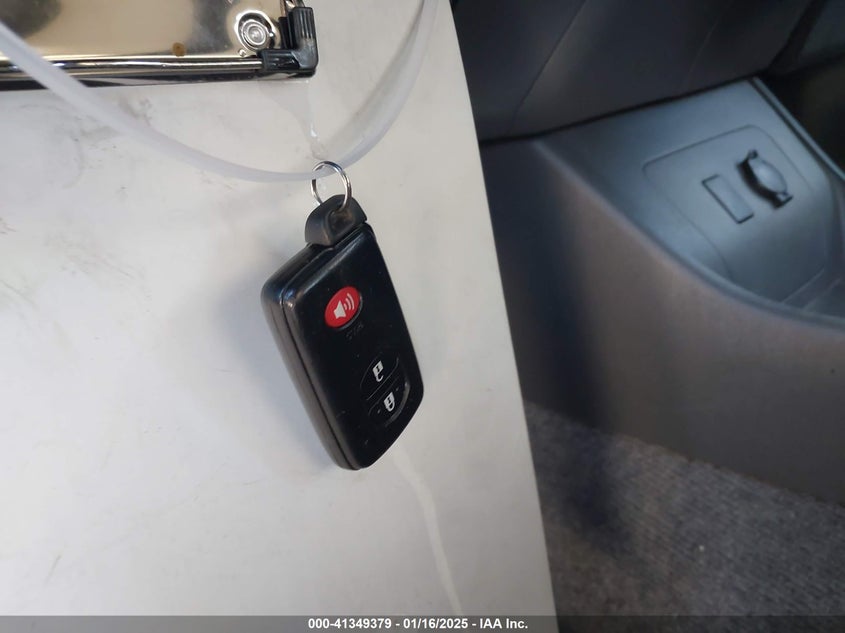 2011 TOYOTA PRIUS VIN: JTDKN3DU2B0277485