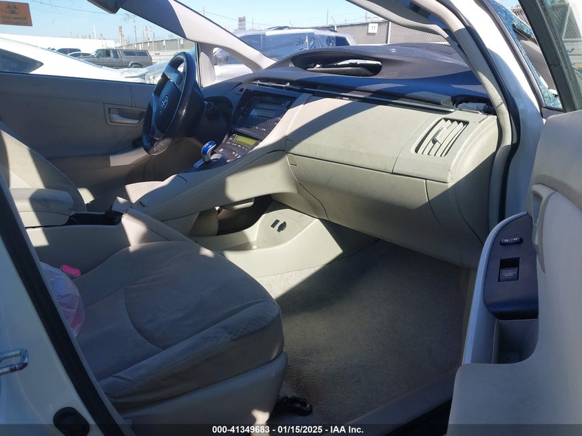 2011 TOYOTA PRIUS VIN: JTDKN3DU5B0260373