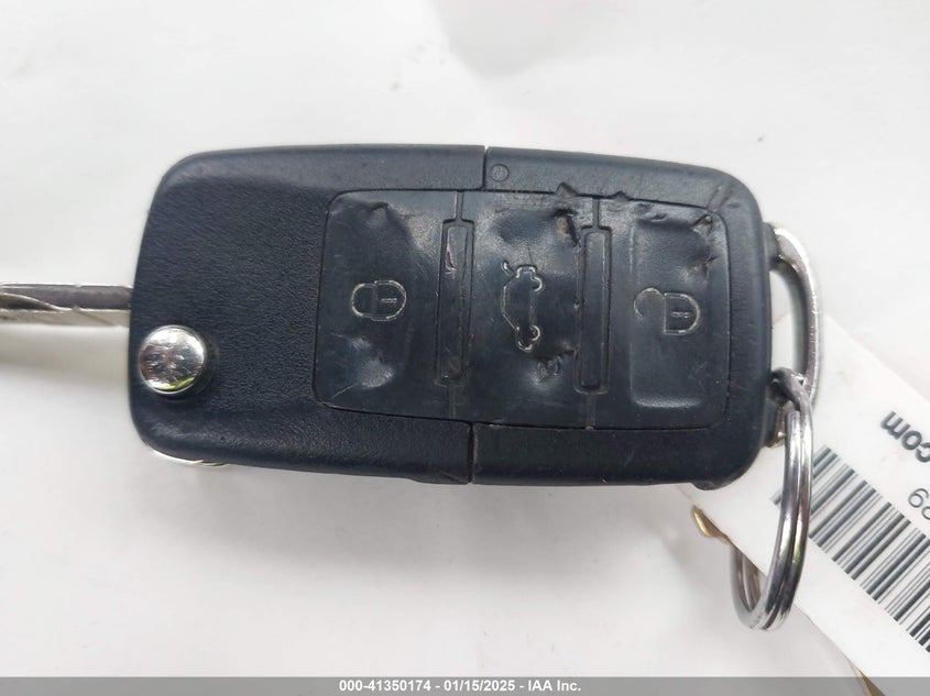 2008 VOLKSWAGEN GTI VIN: WVWEV71K38W269828