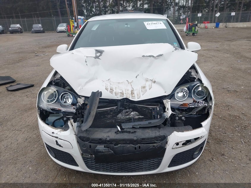 2008 VOLKSWAGEN GTI VIN: WVWEV71K38W269828
