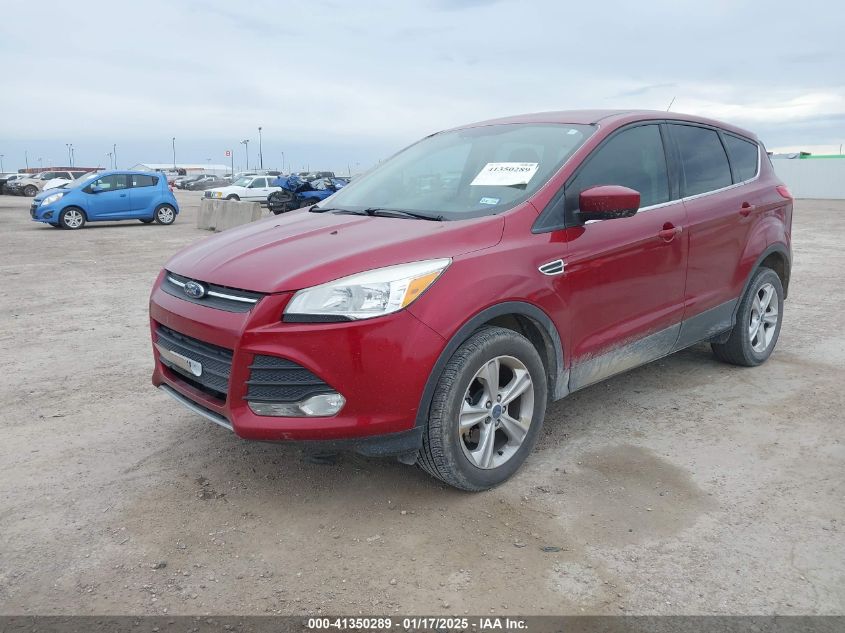 VIN 1FMCU0GX8DUC70303 2013 Ford Escape, SE no.2