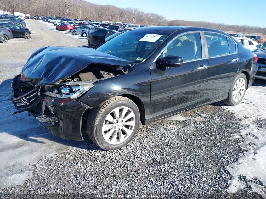 2013 HONDA ACCORD VIN: 1HGCR2F81DA272618
