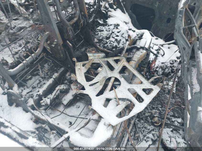 2015 NISSAN ROGUE SV - KNMAT2MV4FP530002