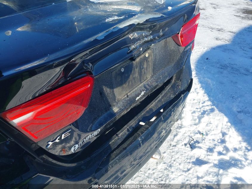 Jaguar XE 2019-auction-5