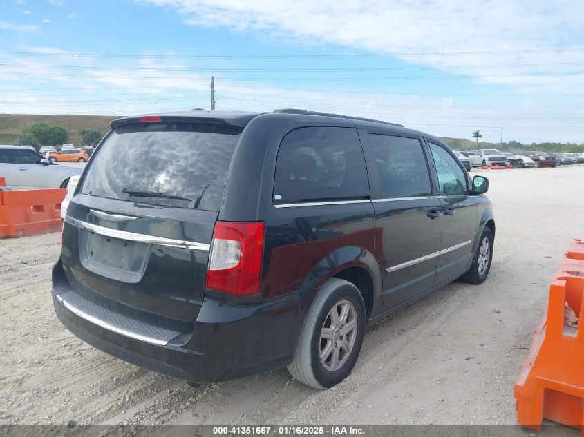 VIN 2C4RC1BG9DR658040 2013 Chrysler Town and Countr... no.4