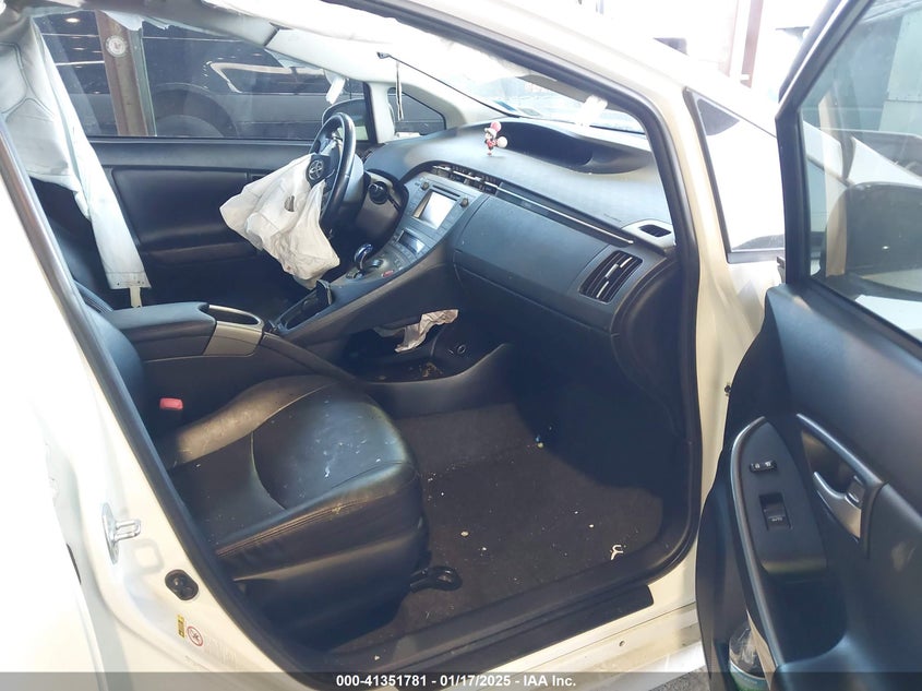 2013 TOYOTA PRIUS VIN: JTDKN3DU7D1639372
