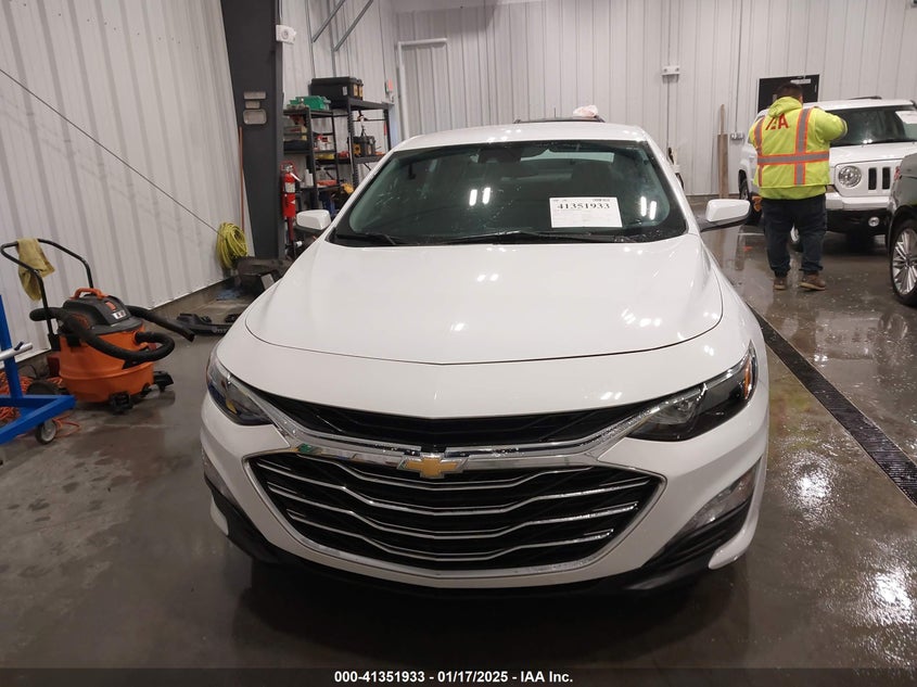 2023 CHEVROLET MALIBU VIN: 1G1ZD5ST9PF138362