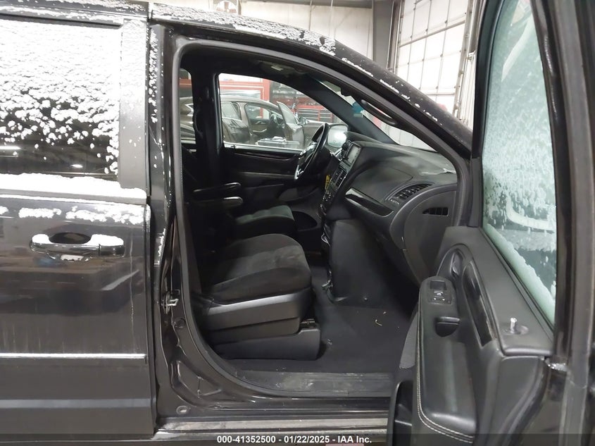 2017 DODGE GRAND CARAVAN SE PLUS - 2C4RDGBG3HR647198