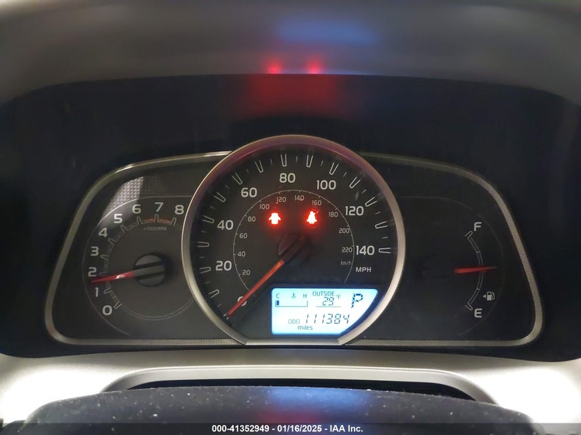 2014 TOYOTA RAV4 XLE - JTMWFREV8EJ009855