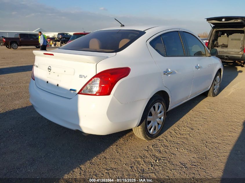 VIN 3N1CN7AP8DL889581 2013 NISSAN VERSA no.4