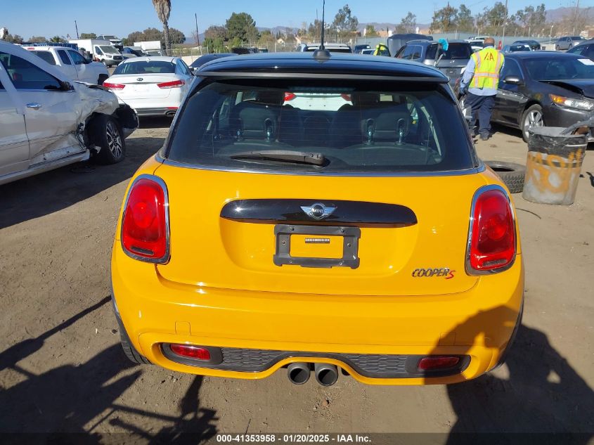 VIN WMWXP7C52F2A34030 2015 Mini Hardtop, Cooper S no.16