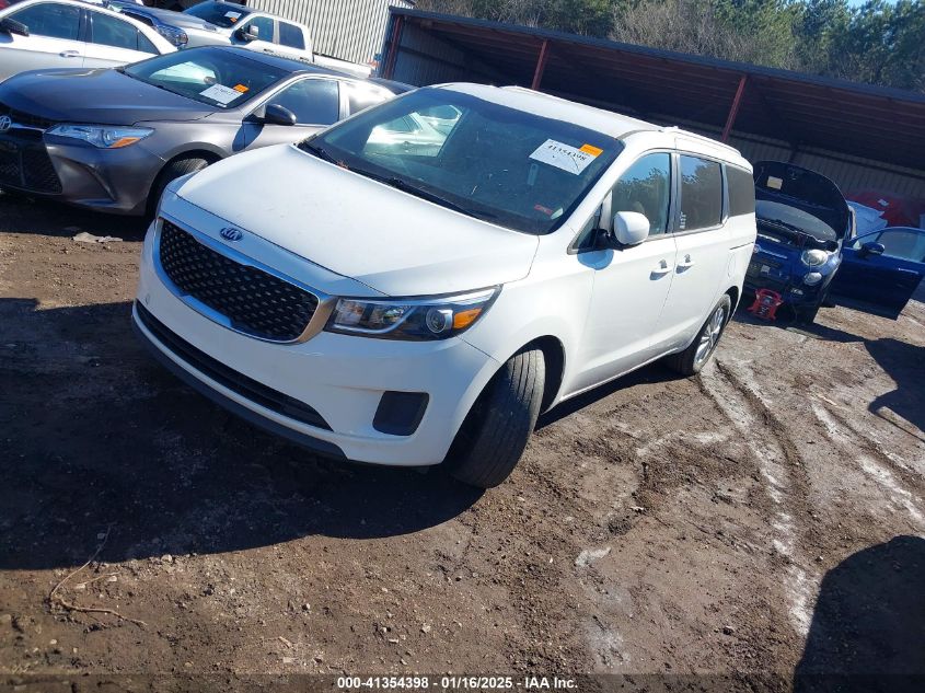 VIN KNDMB5C1XG6116200 2016 KIA Sedona, LX no.2