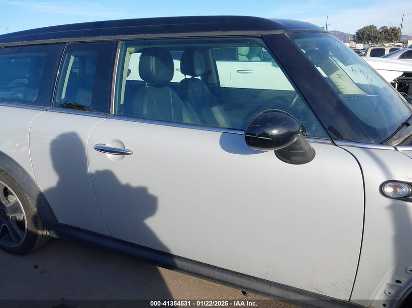 2014 MINI CLUBMAN VIN: WMWZF3C50ET492420