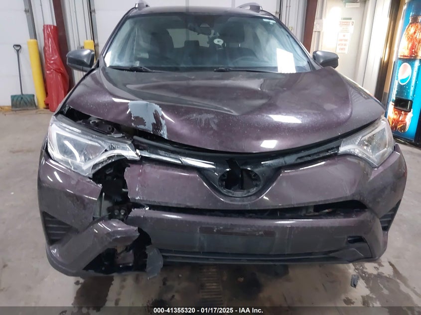 VIN 2T3BFREVXJW737378 2018 TOYOTA RAV4 LE