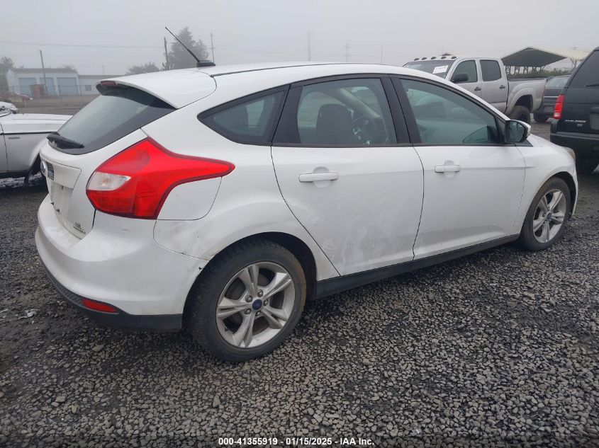 VIN 1FADP3K28EL408240 2014 FORD FOCUS no.4