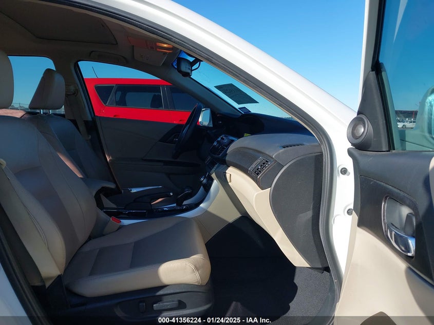 2015 HONDA ACCORD HYBRID VIN: 1HGCR6F71FA004301